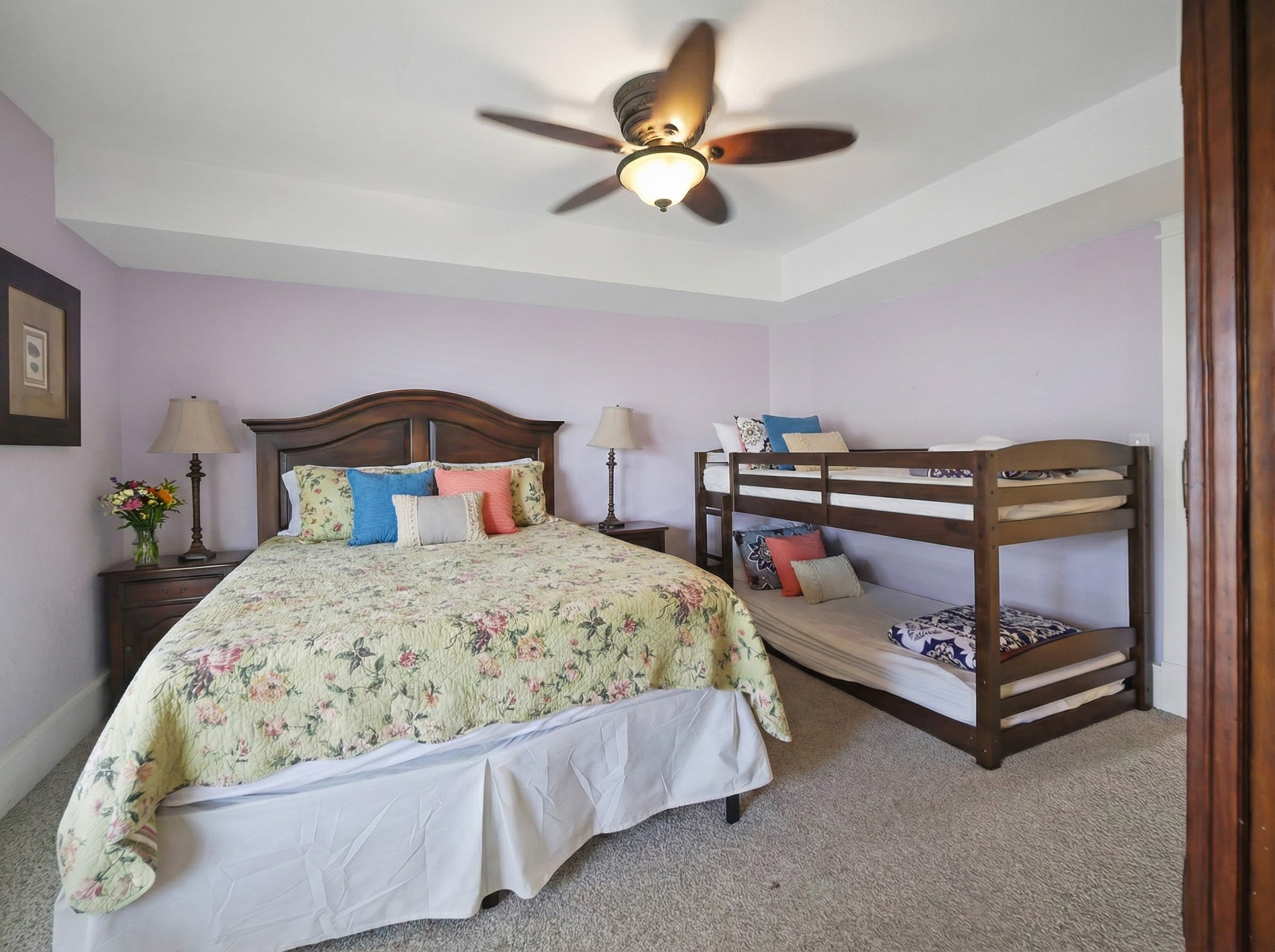 The Mark Twain — Guest Bedroom