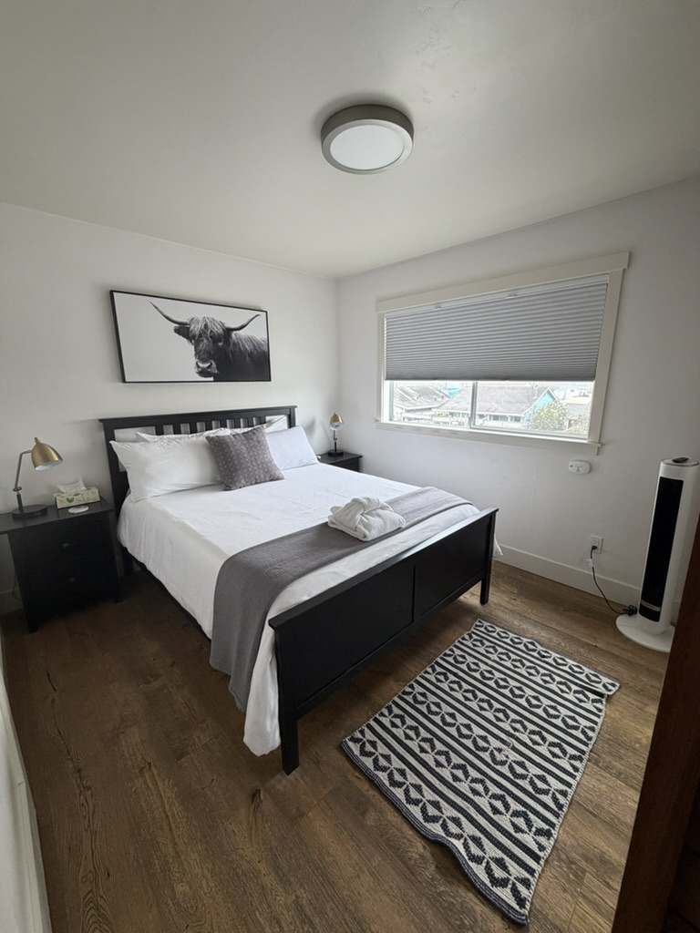 Queen Bed