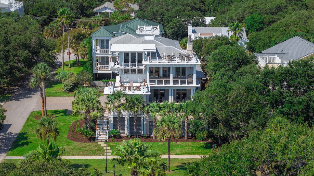 Shore Thing | 4001 Palm Blvd | Isle of Palms, SC | IOP Escapes