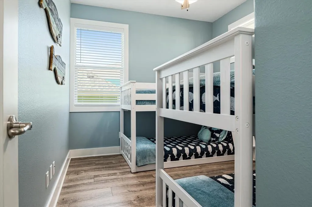 c8ea5587f288444d89ebd83f59870c04 | Beachhouse | Texas | TX | Vacation Homes | Galveston | Crystal Beach | Kokomo | Breezy Days | Beachfront Elegance | Sunrise Serenity | Southern Sands Property Management, LLC