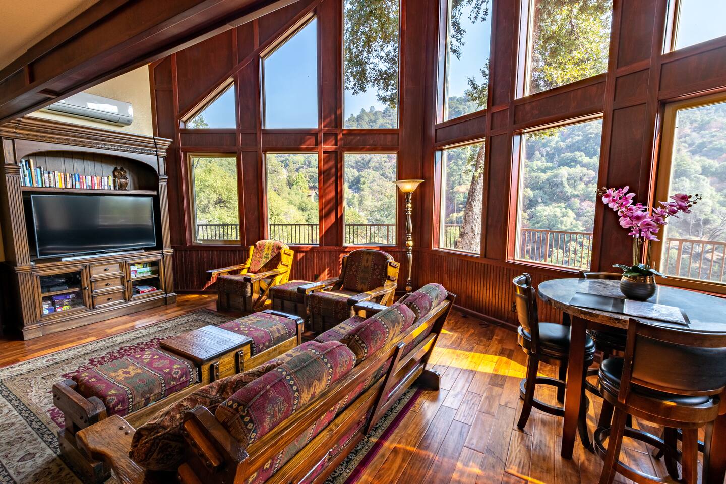Family room 