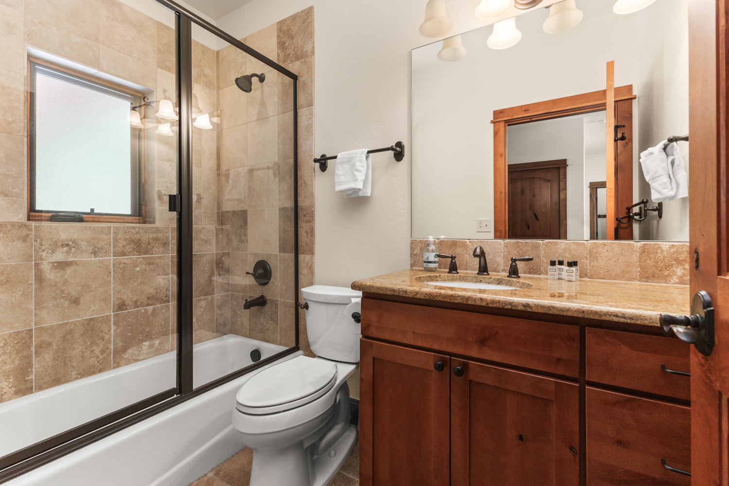 Bathroom #1 | Main Level