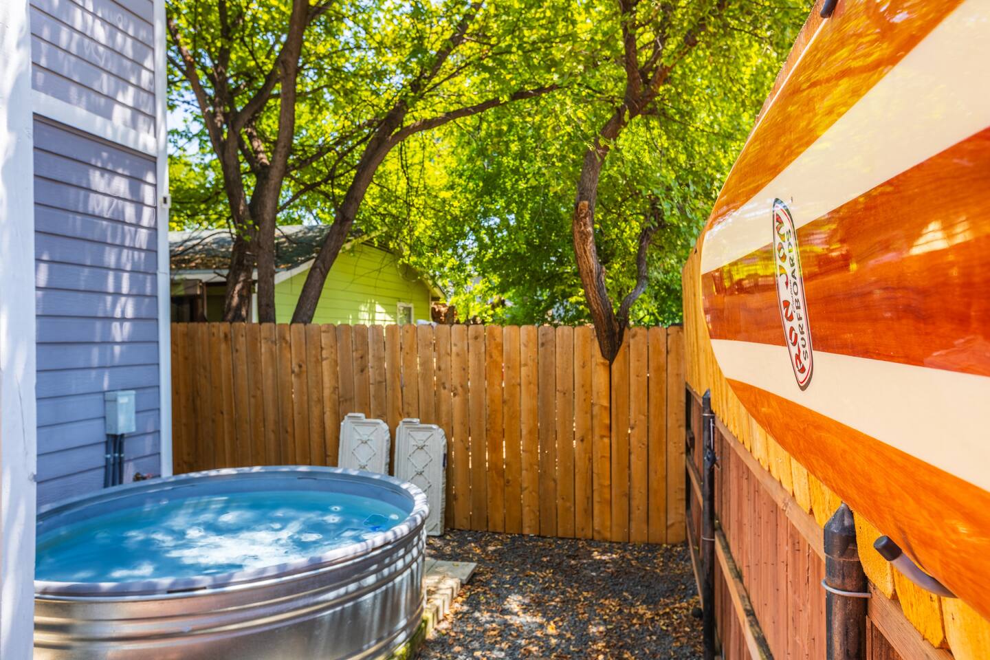 ourdoor patio and cowboy pool