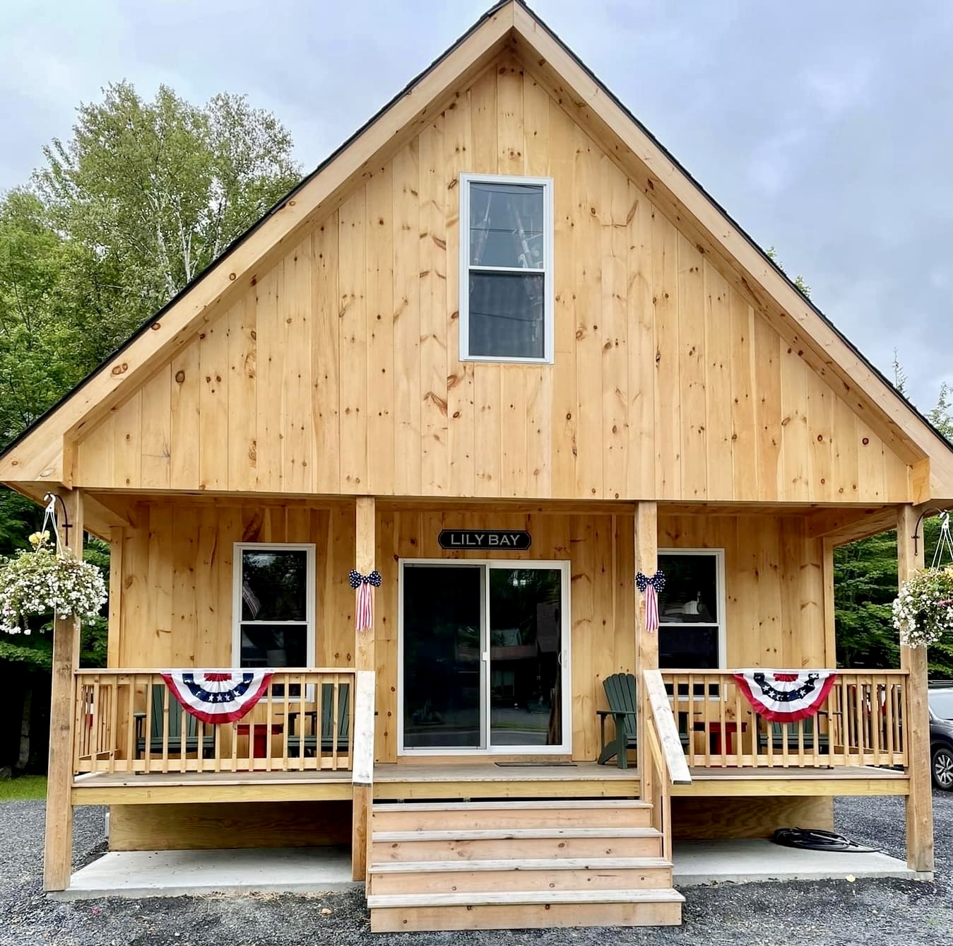 LEDGE BROOK CABINS-LILY BAY CABIN🏡GREENVILLE, ME — Greenville, ME — vacation rental