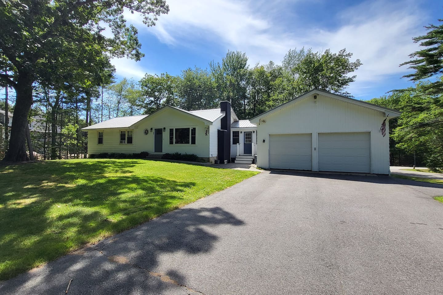 Ranch w/ 4 beds, 2full baths, kitchen, livingrm, deck, full basement with a family room, bar, game room, half bath w/ laundry, a full refrigerator for extra food/drink storage, and a walk out access to the back yard with a picnic table, and fire-pit!