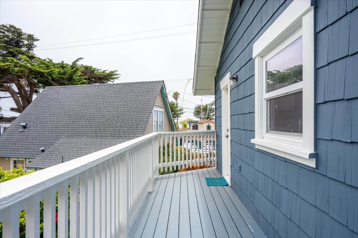 Deck off of Kitchen