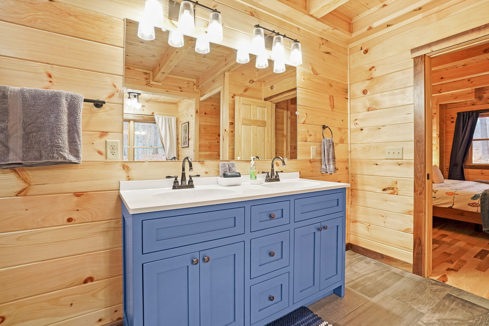 Ensuite