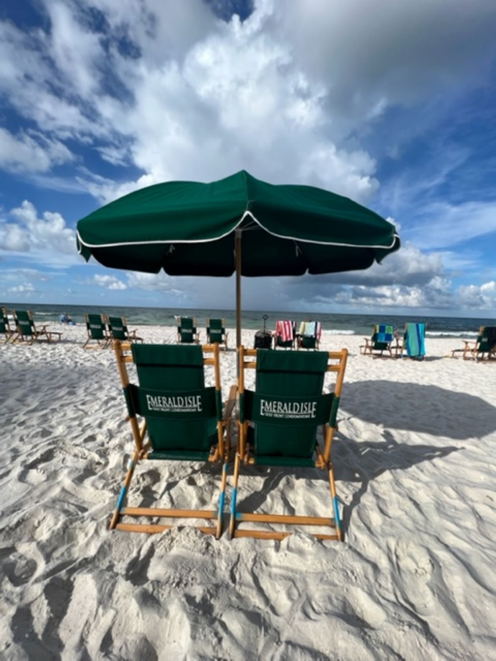 2 FREE beach chairs and 1 umbrella provided seasonally (March-October)