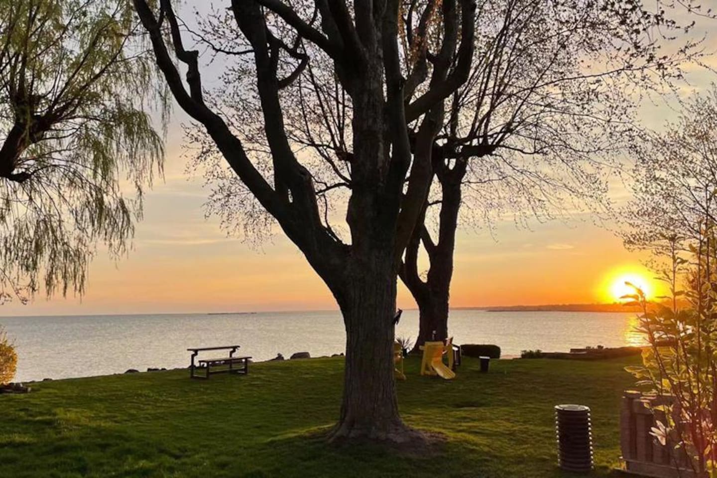Out Door Living On Lake Erie