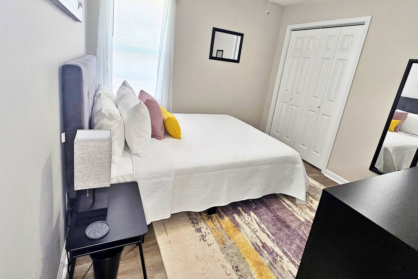Full-length mirror & closet space.