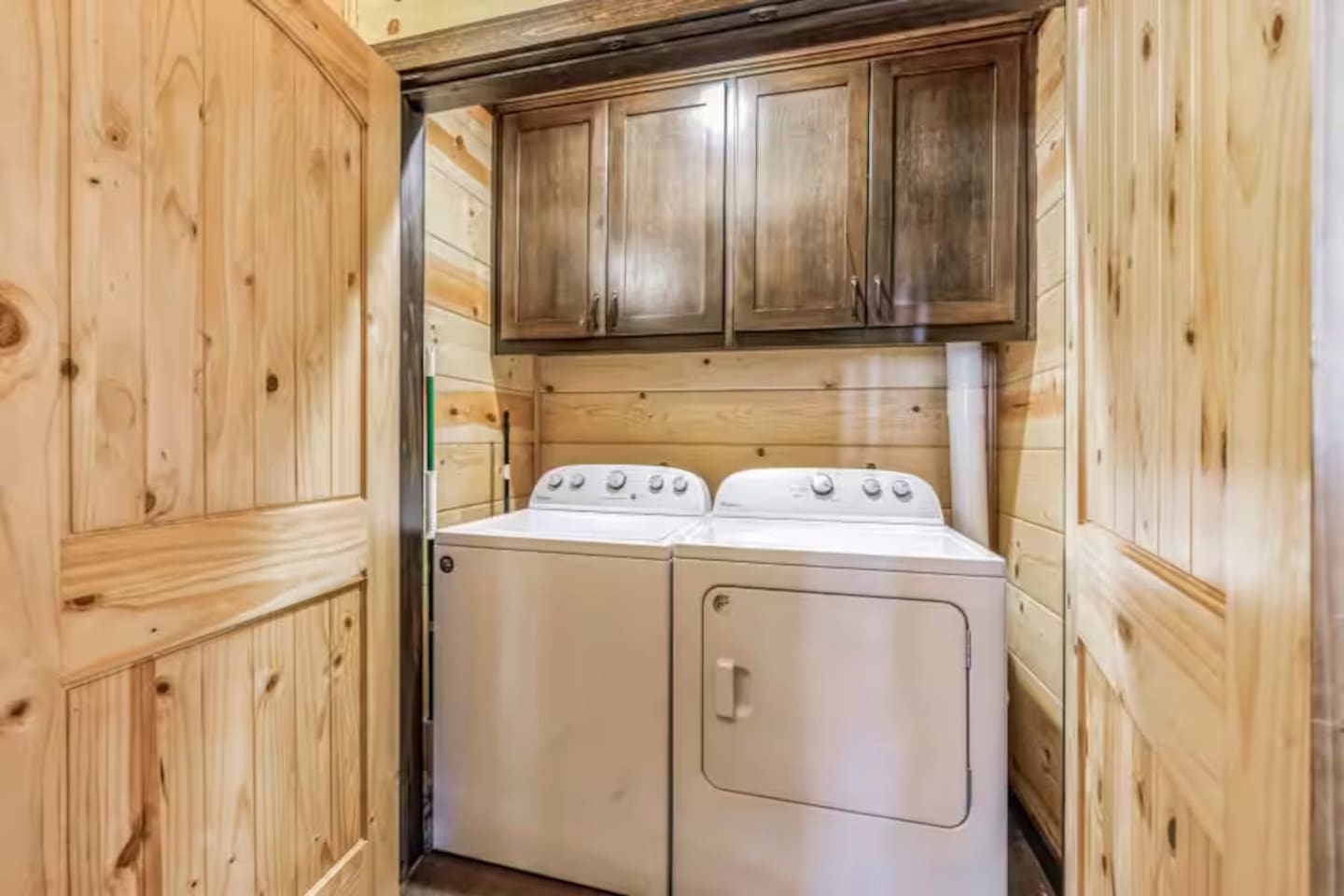 Pack light, wash easy—laundry made simple at Sweet Serenity.
