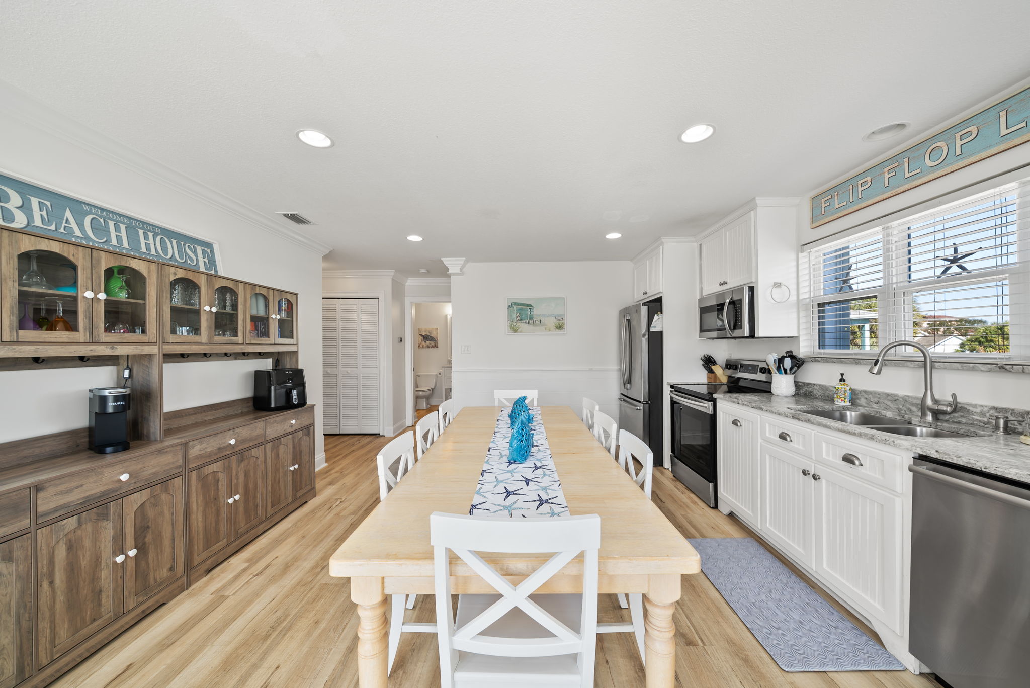 Fully stocked kitchen including air fryer, coffee pot, keurig, crock pot, 