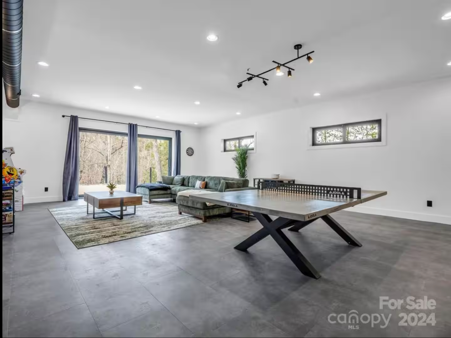 Media/Game Room - 1st Floor.