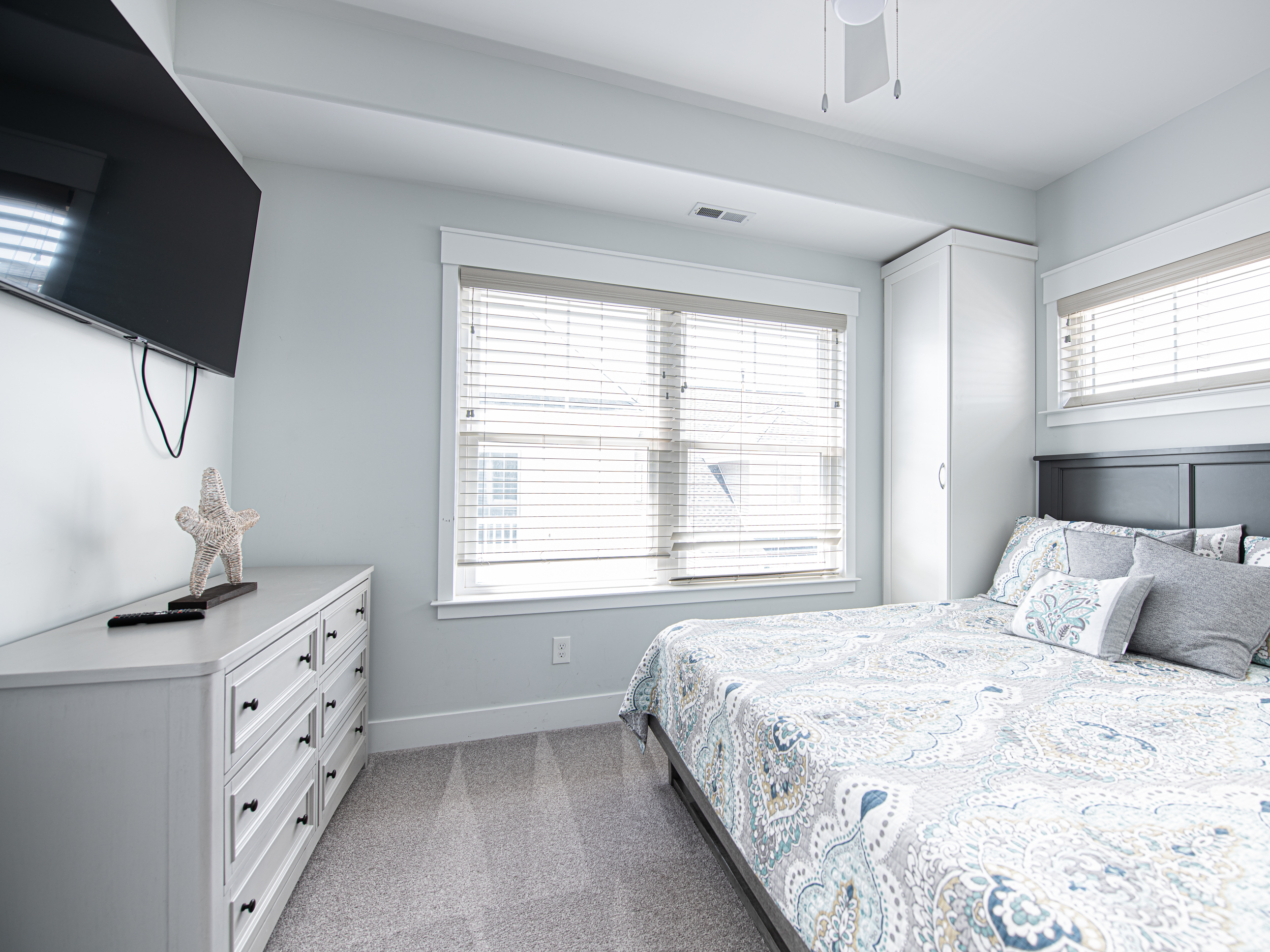 King ensuite BR 3