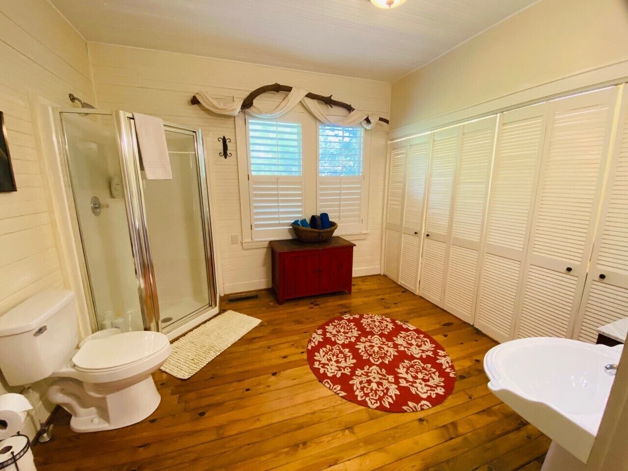 Ground floor bathroom