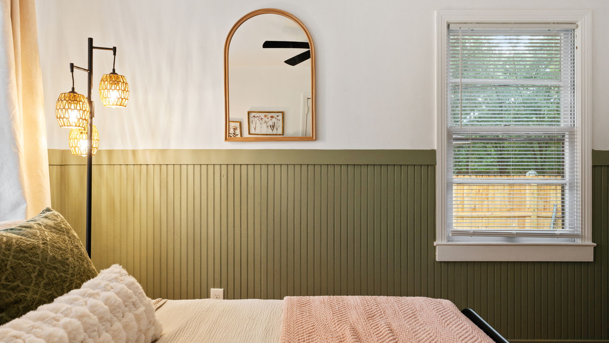 The Blush and Thyme Room