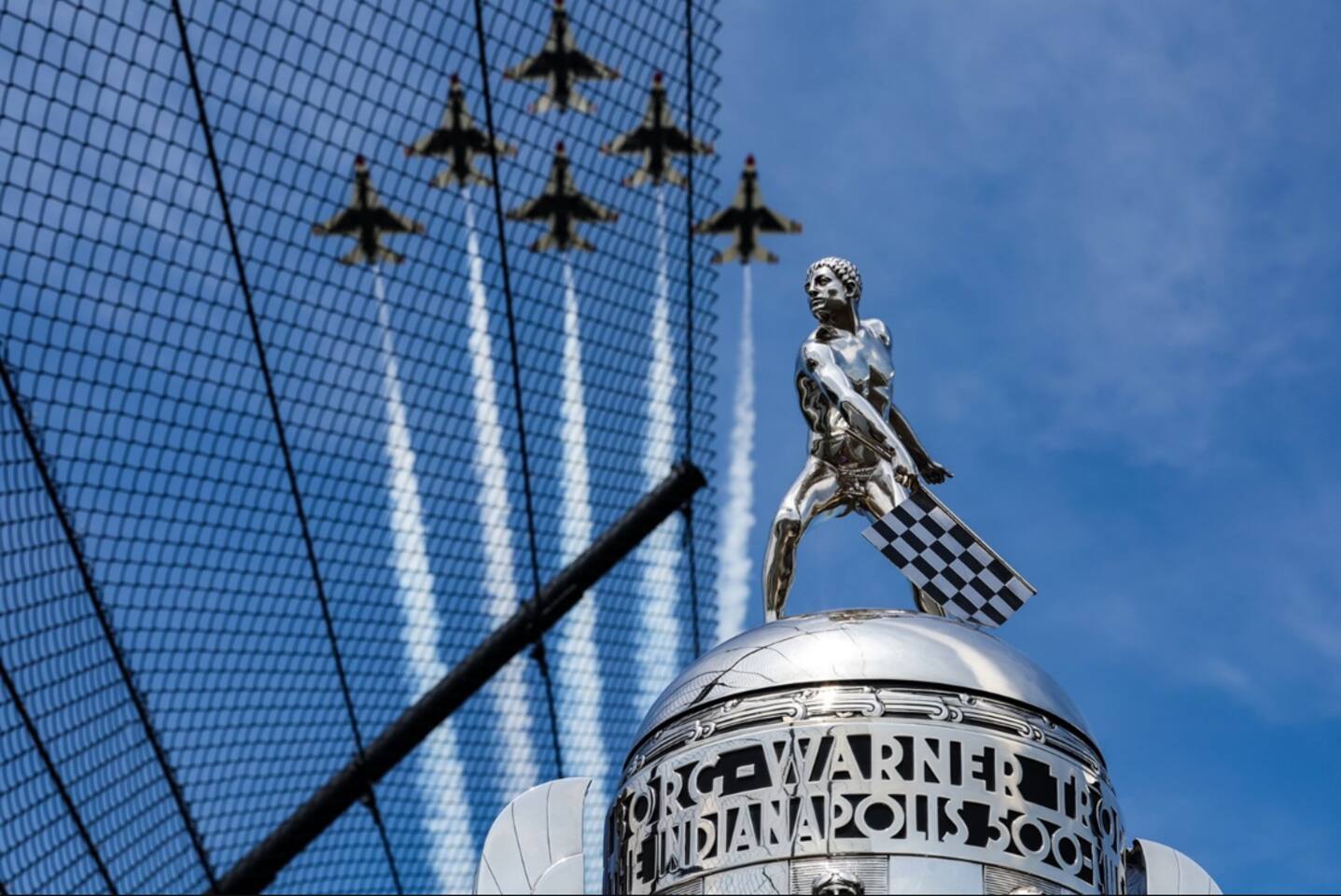 We are home to the iconic Indianapolis Motor Speedway - a perfect stay for race fans and Indy 500 traditions. 