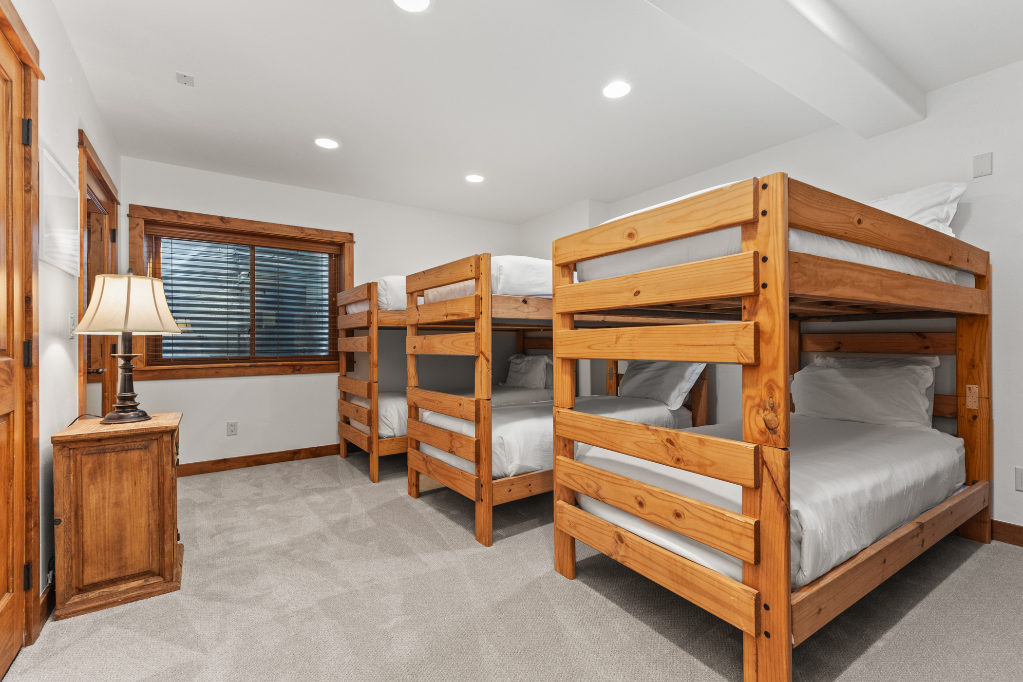 Lower Level - Ensuite Bunk Room 5 (3 Twin over Twin Bunks)