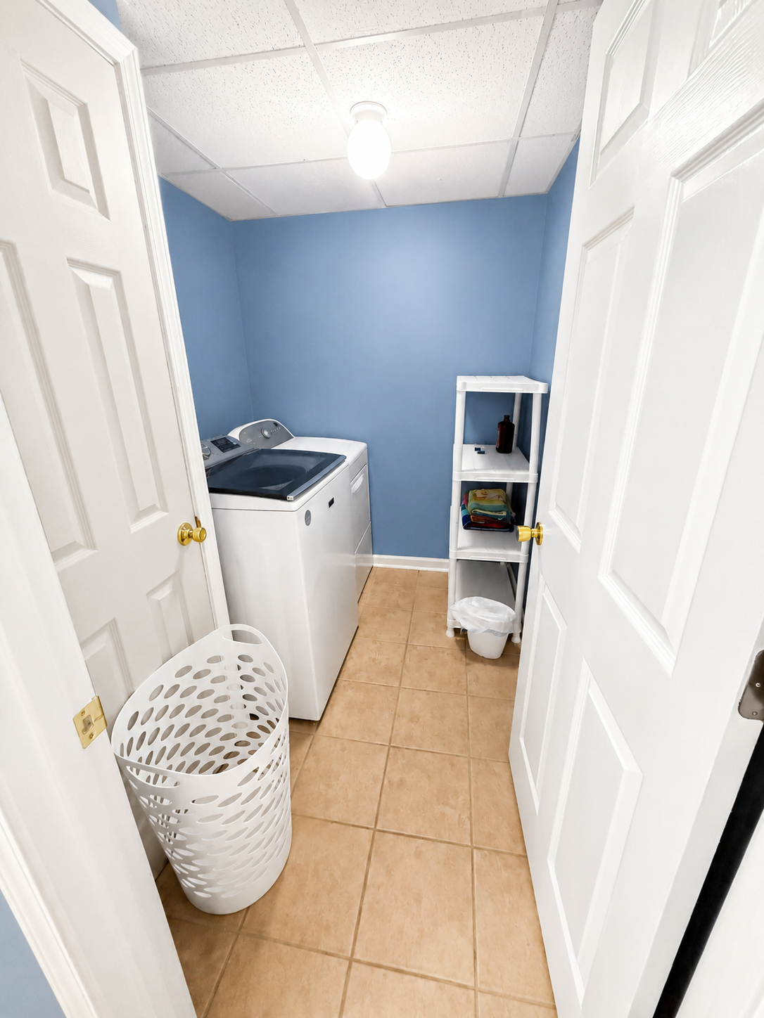 Well-equipped laundry space for guests