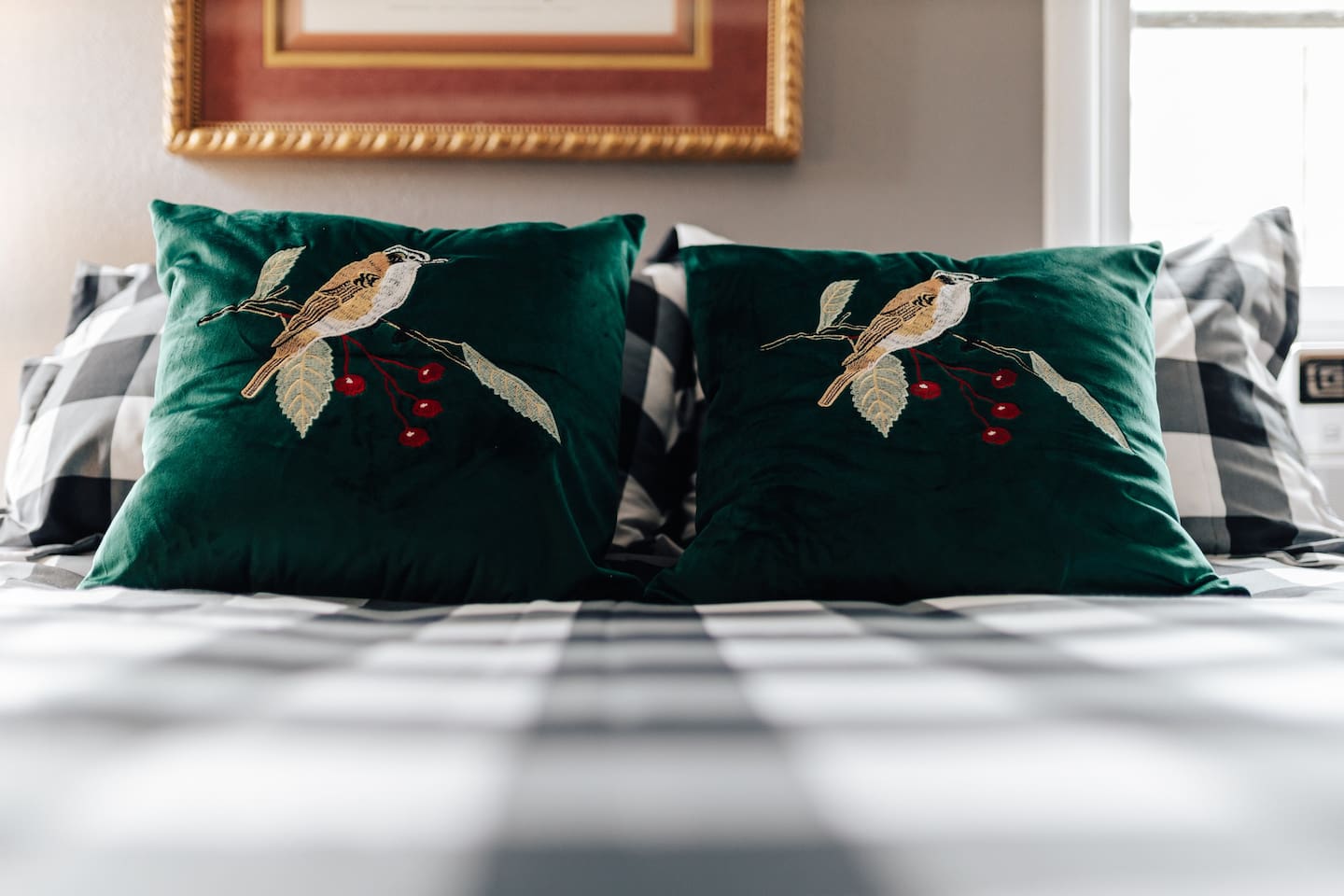 bed room with beautiful linens.