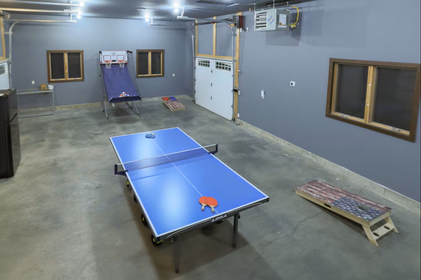 Heated indoor gaming area for some friendly compettion.