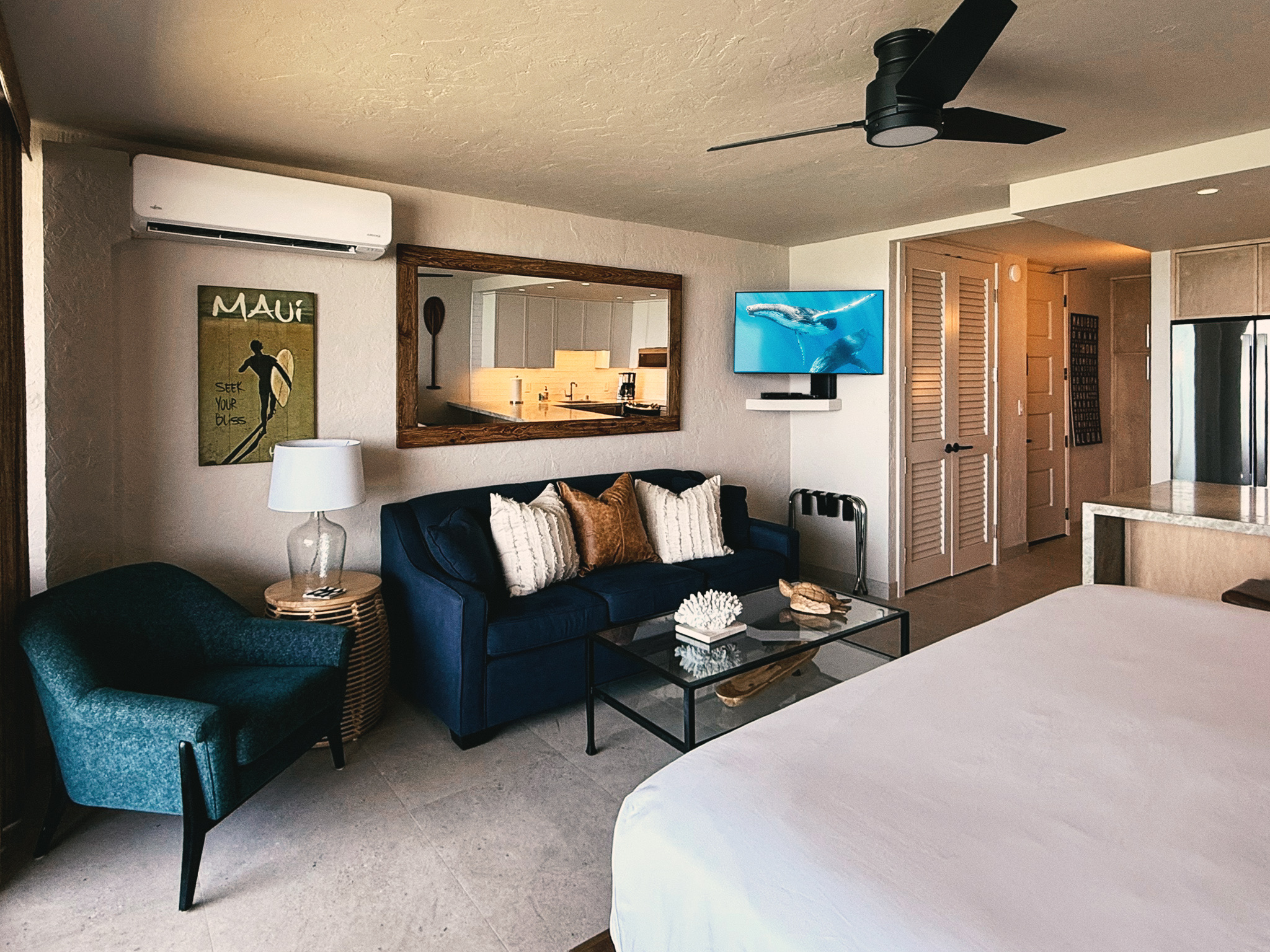 Netflix and chill, Maui-style with oceanfront soundtrack included