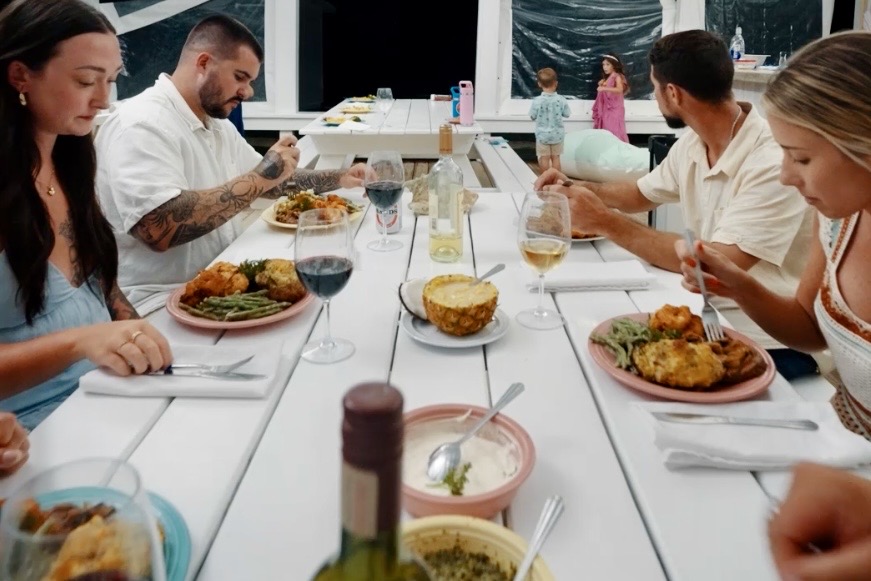 Private chef dinners designed for gathering, where every meal becomes part of the experience.