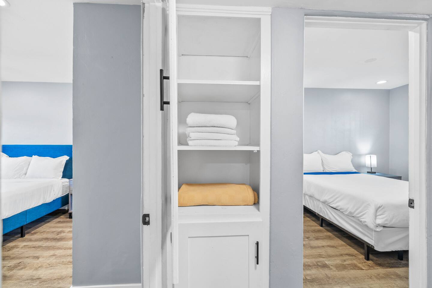 Keep your belongings organized in our spacious closet, offering plenty of room for a comfortable and clutter-free stay!