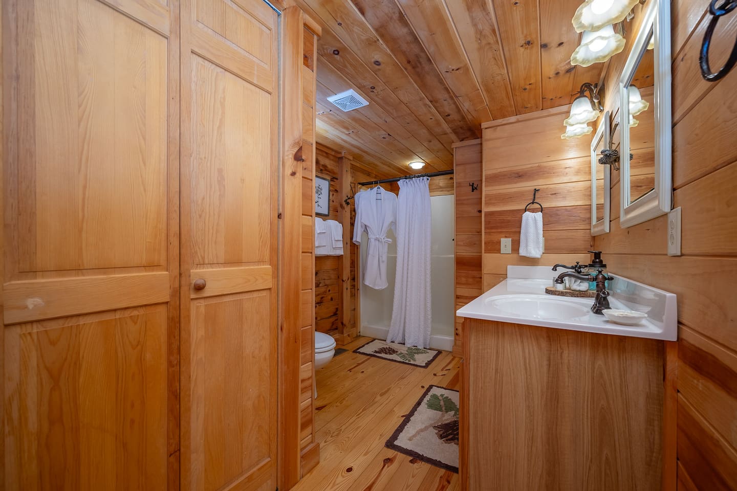 Ensuite bathroom