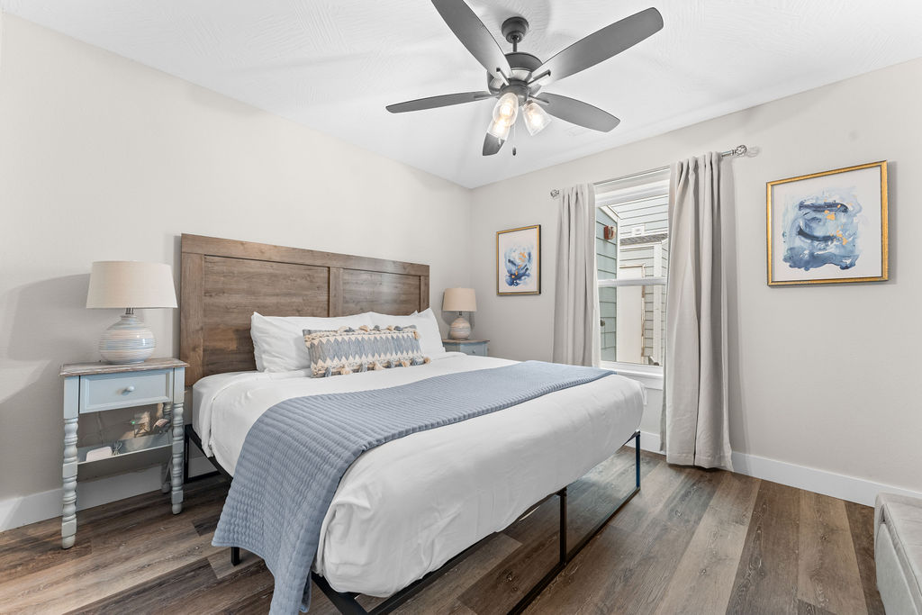 Lower level king bedroom w/ ensuite bath