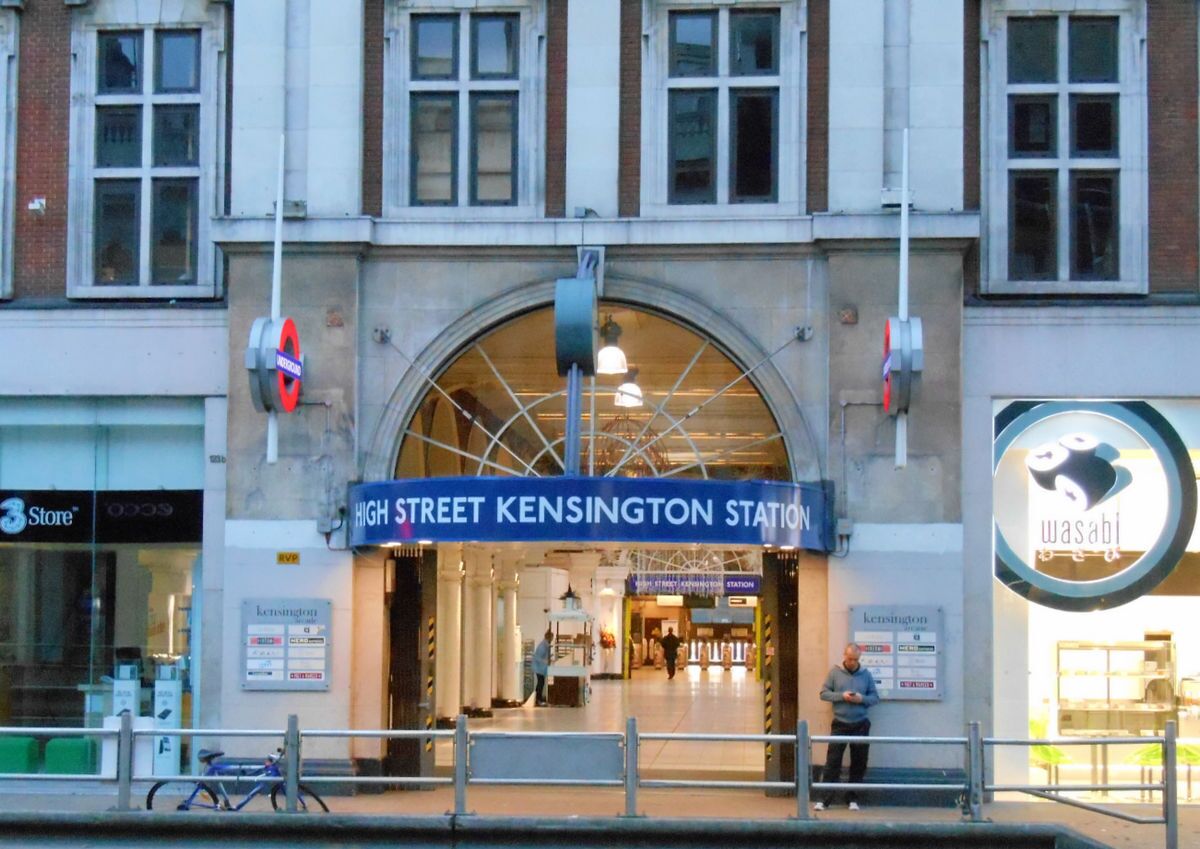High Street Kensington Station