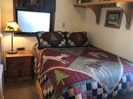 Bedroom: Full-size bed.