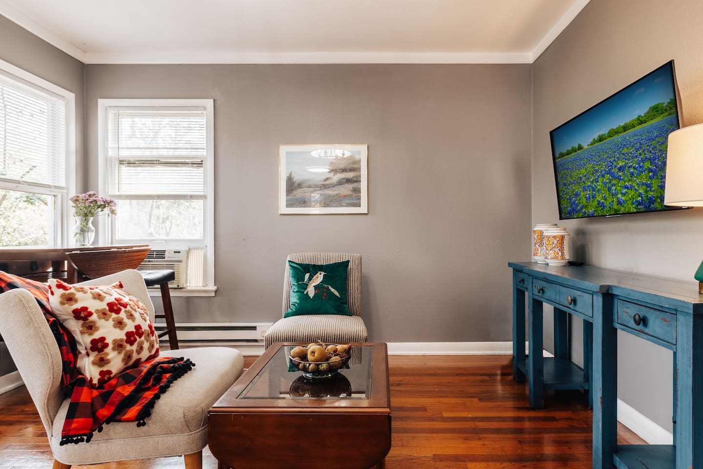 living room 2 are facing park and surrounded by endless trees