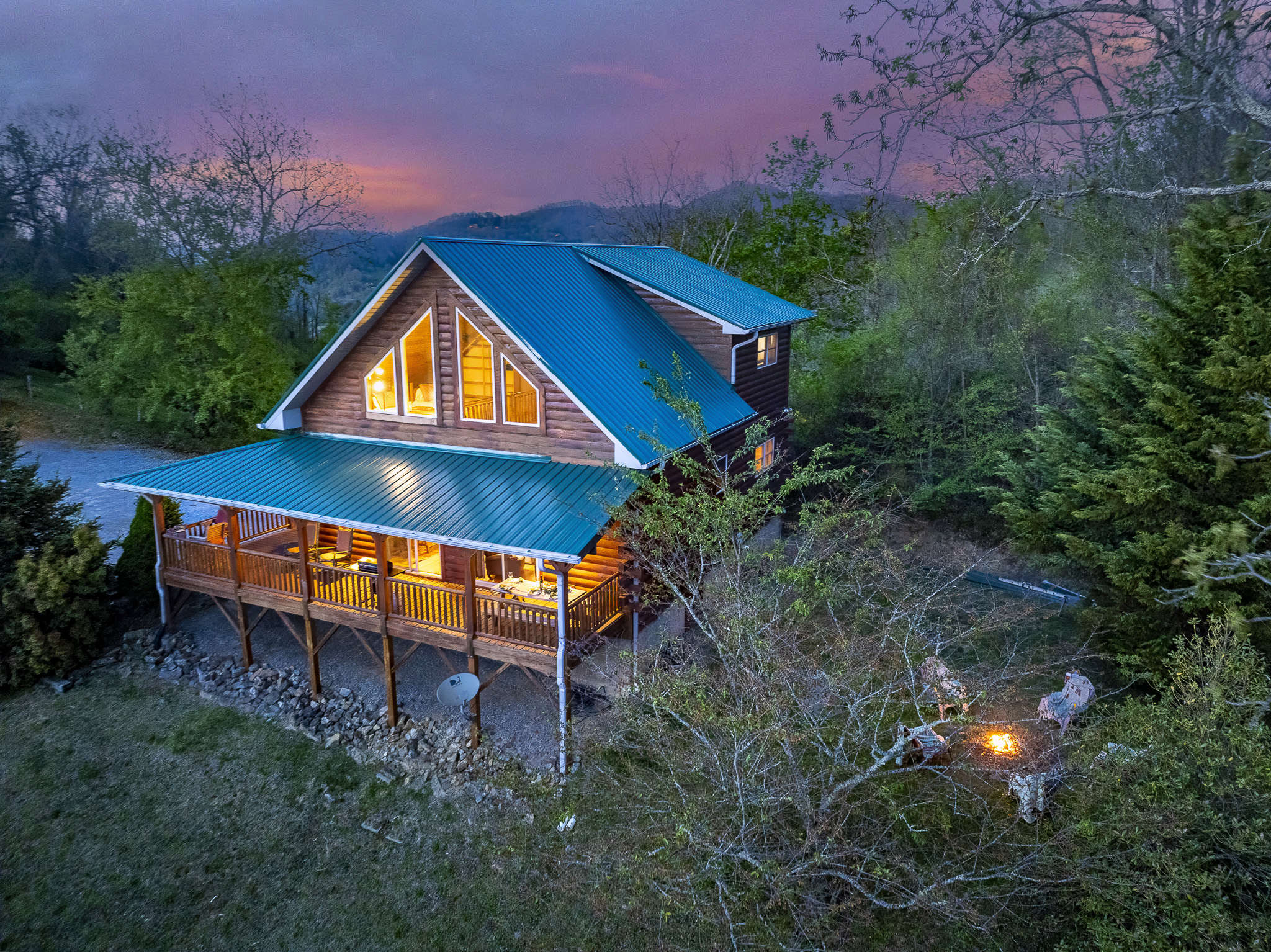 Exterior Retreat: Experience breathtaking mountain views from the spacious deck—your adventure awaits!