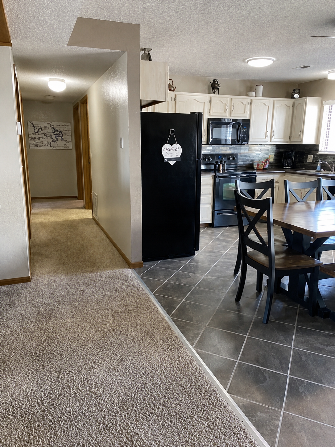 Dining area adjoining the kitchen