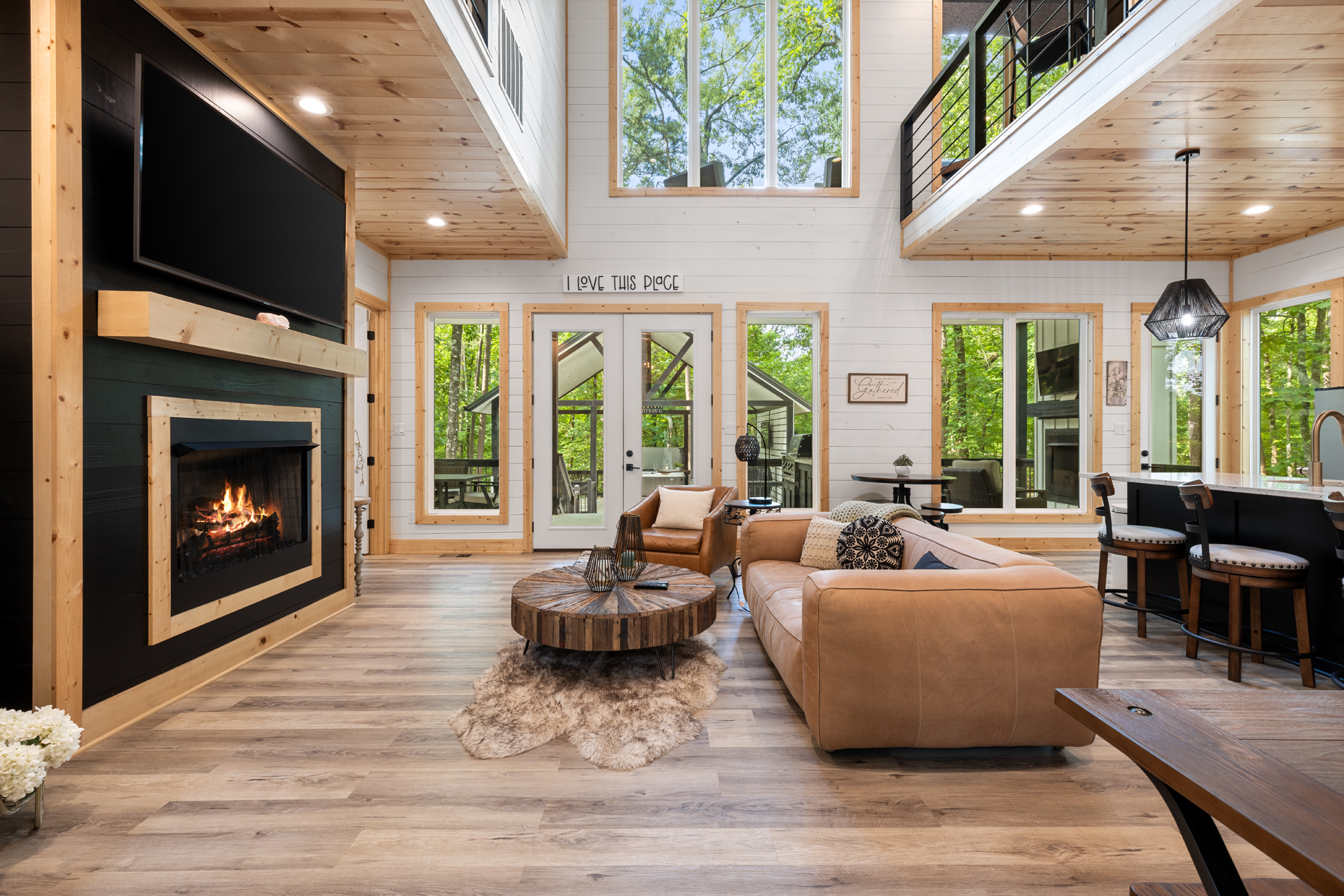 Luxury Hochatown Cabin w/ Hot Tub, Arcade, Luxe Decks & Fireplaces 3
