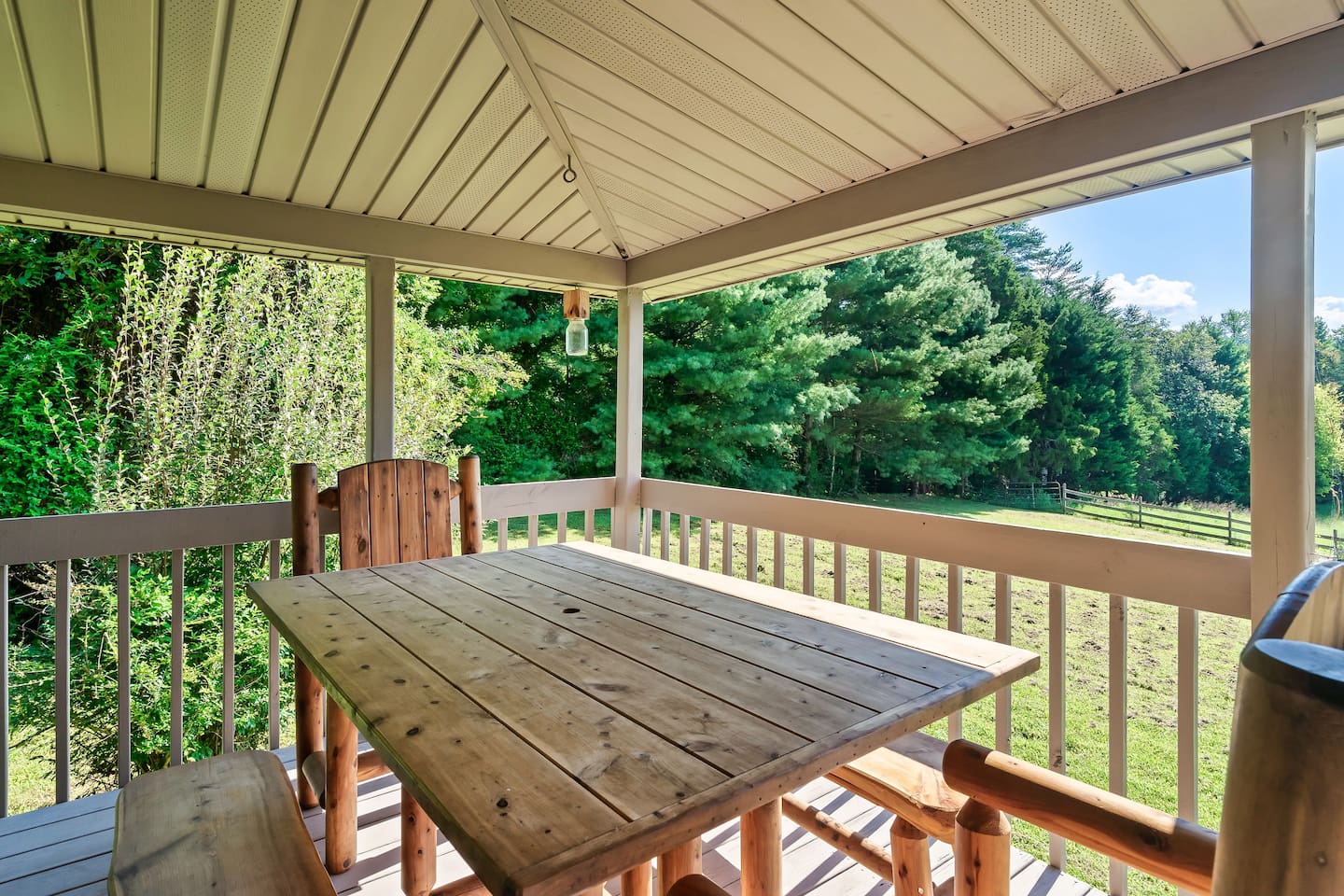 picnic table