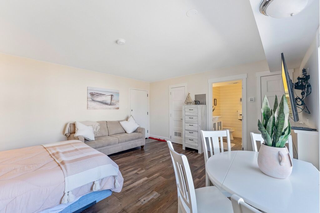 View of the whole unit