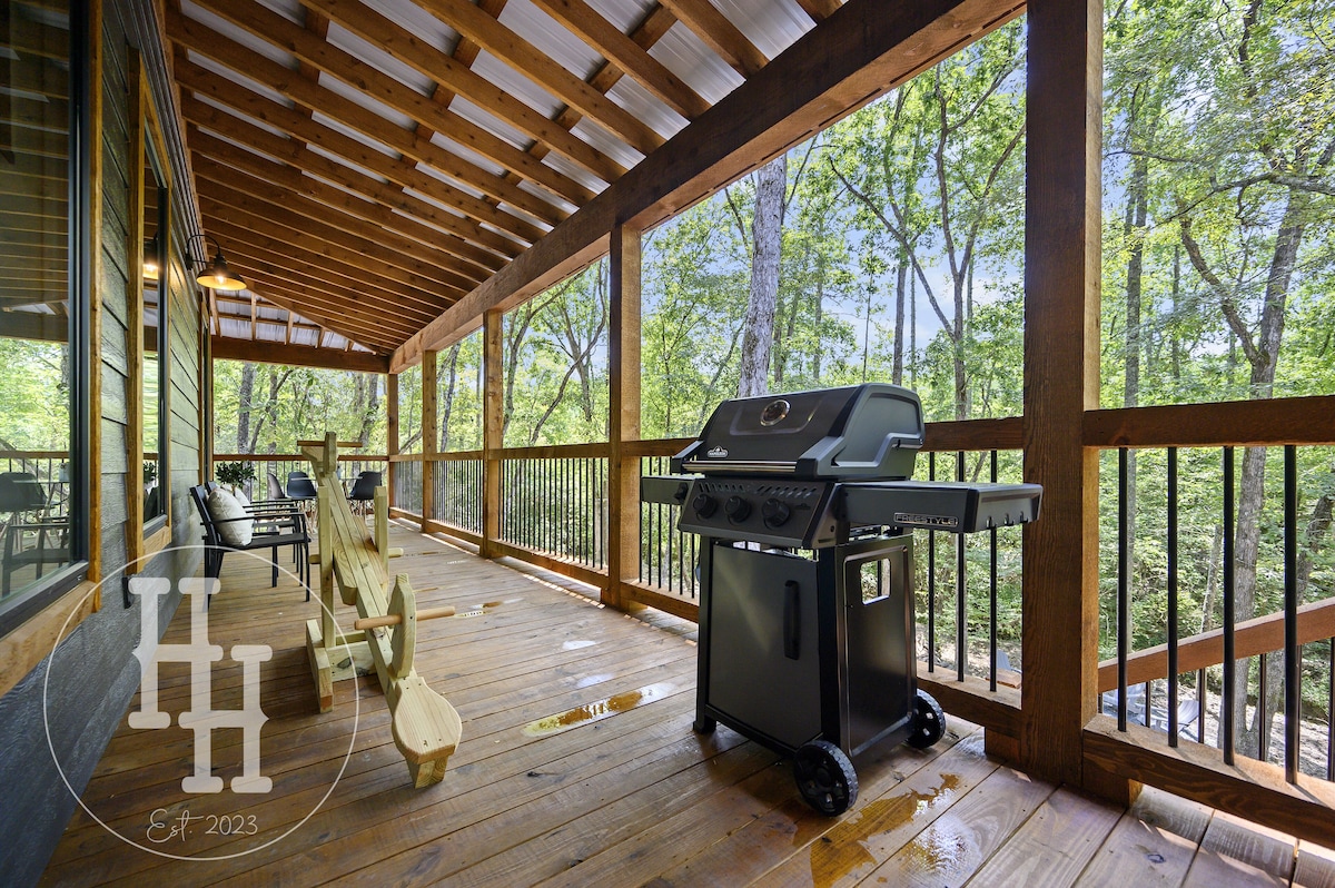 Grilling with a view. Propane included.