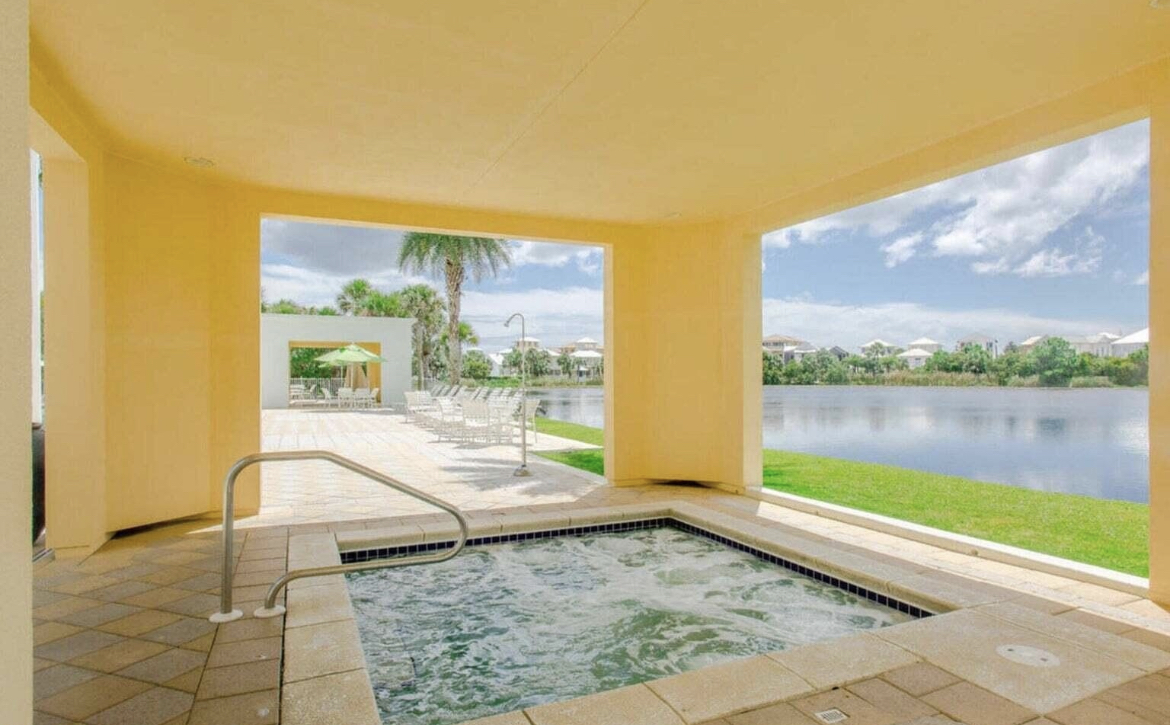 Hot Tub at the Resort Pool