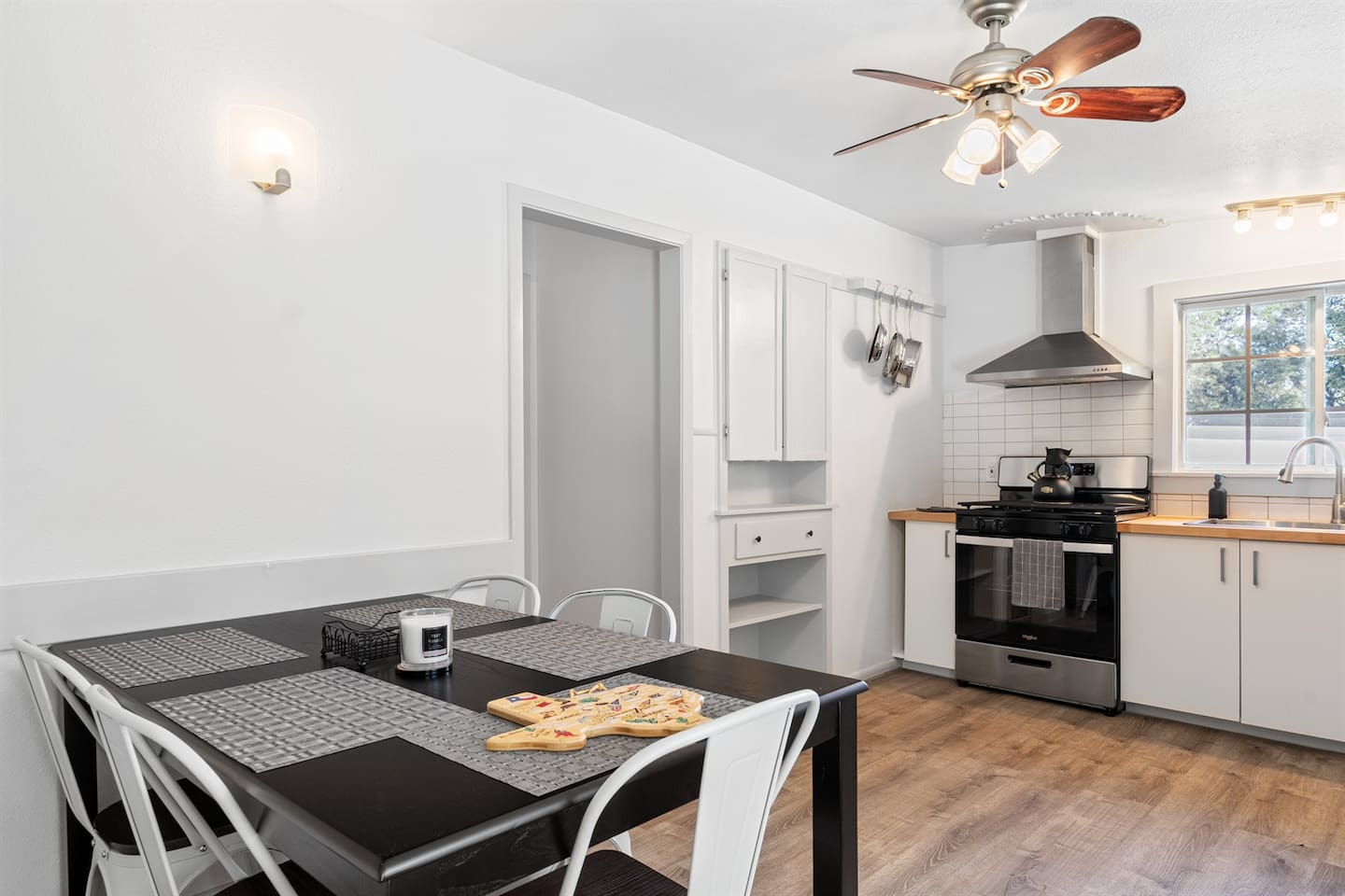 Front Home: Where Mealtime Memories Are Made