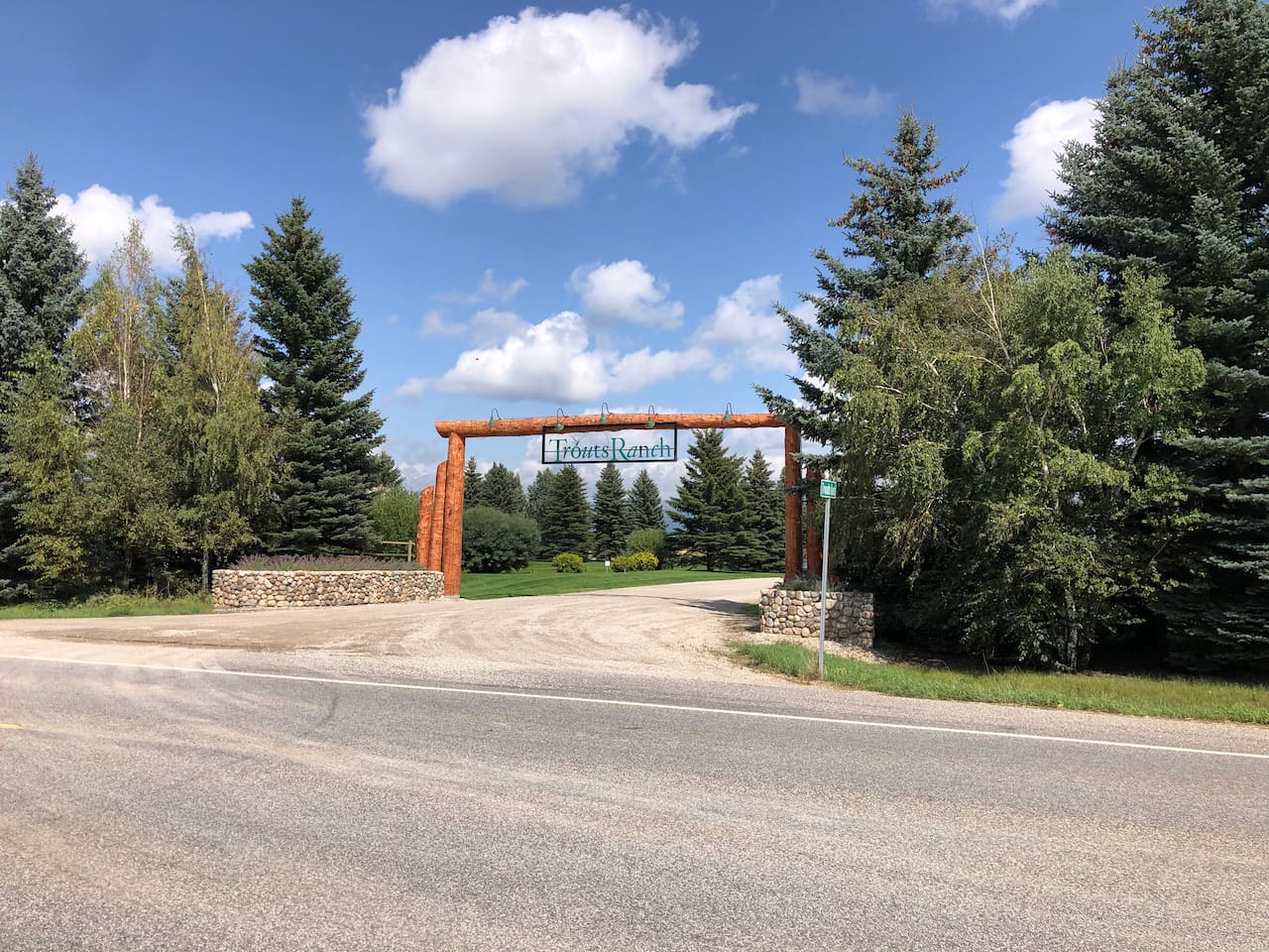 Beautiful, private neighborhood!