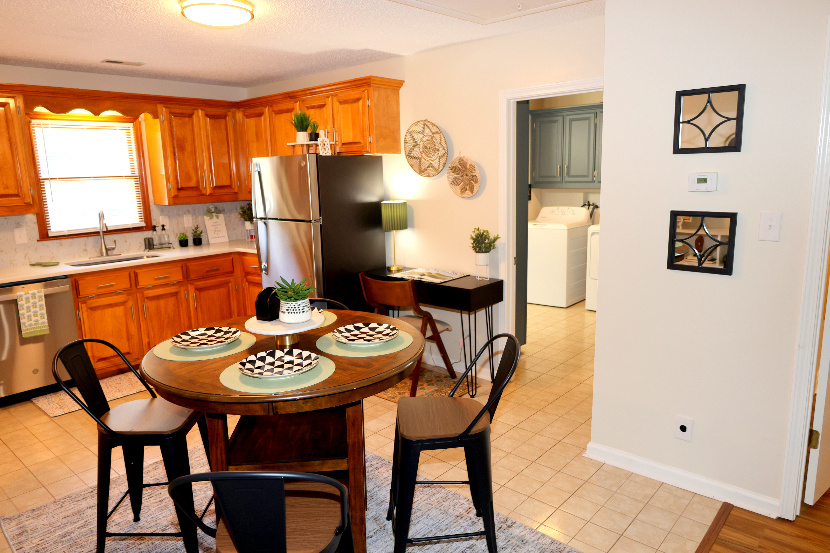 Fully equipped kitchen with dining space for meals at home