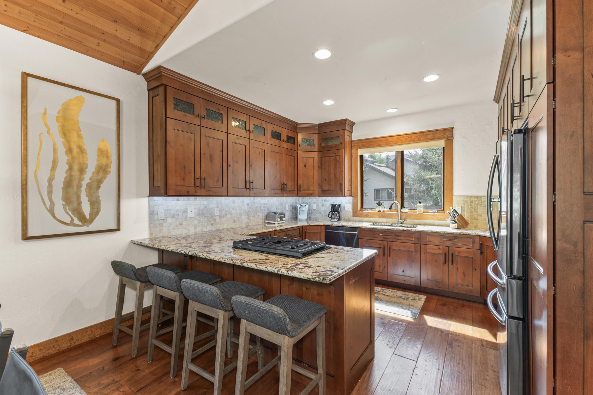 Large Chef's Kitchen