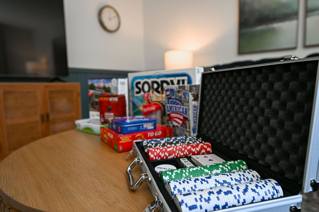 Full selection of board game, puzzles, and a poker set provided