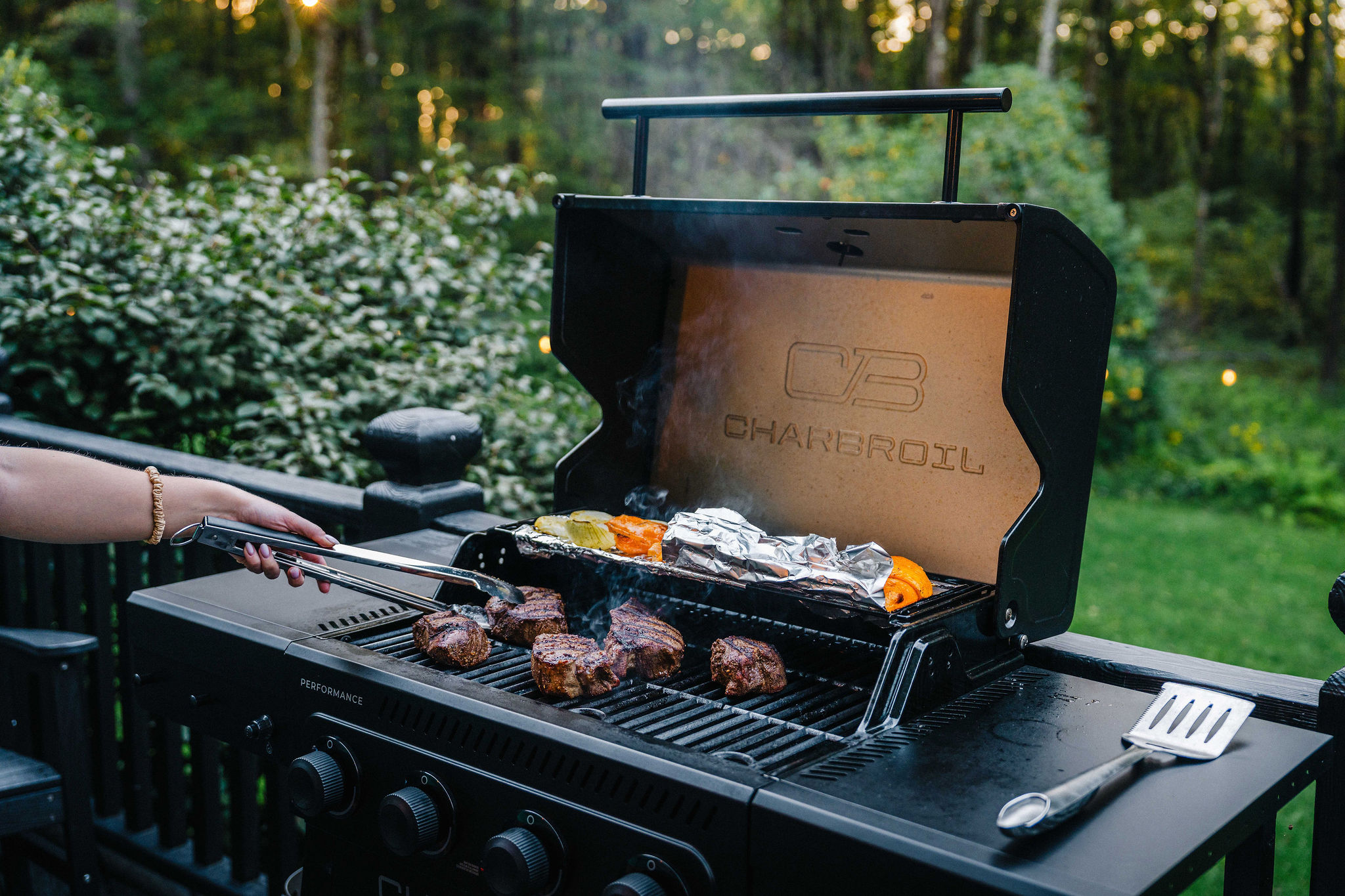 🔥 Propane grill ready to go — steaks, burgers and everything in between.