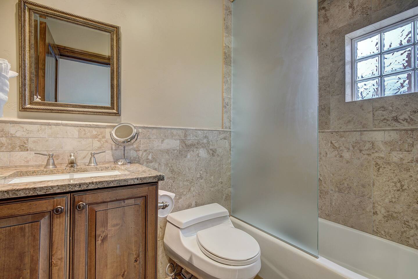 Bedroom #4 - Bathroom with tub/shower.