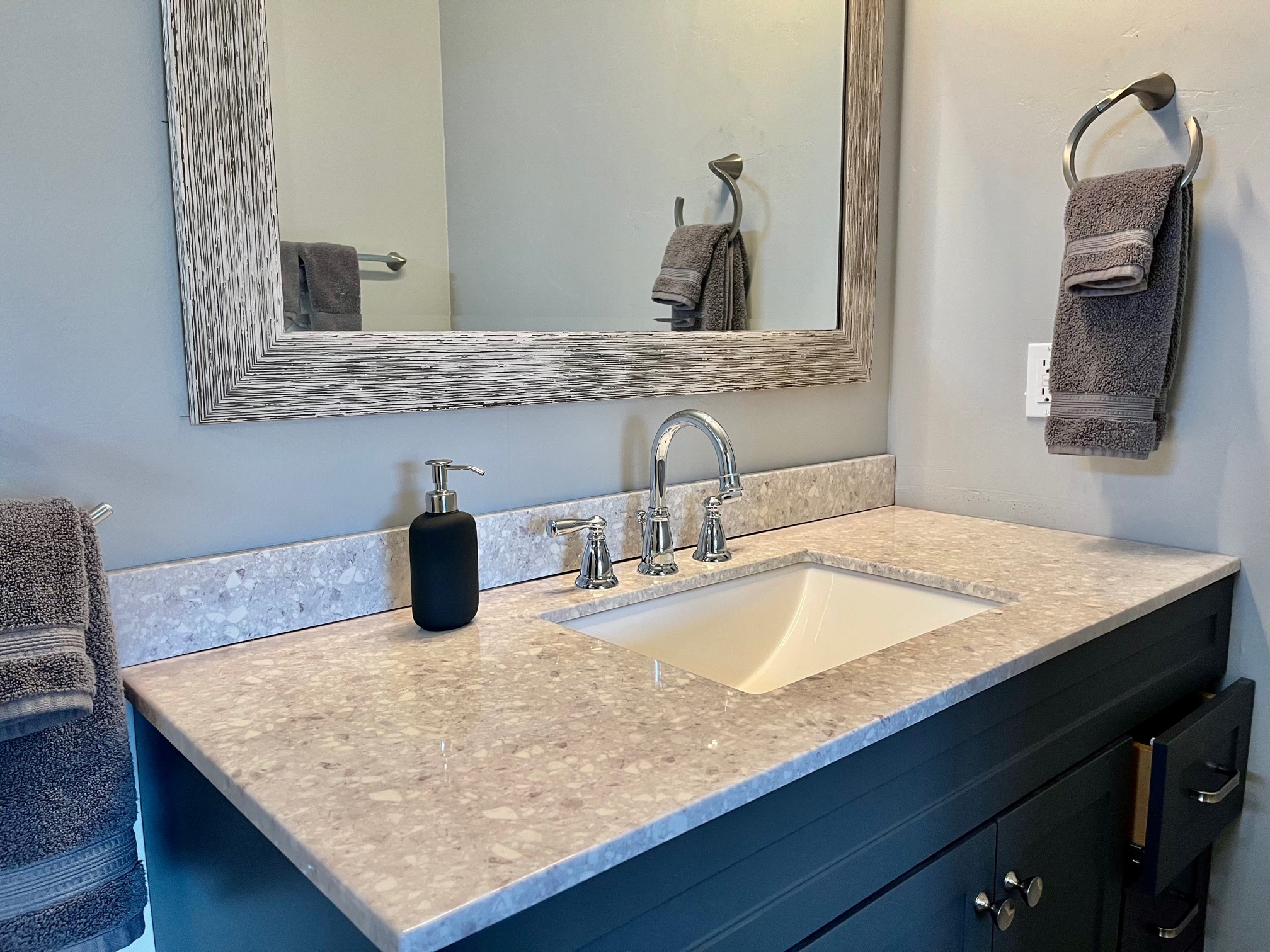 Guest Bath 6