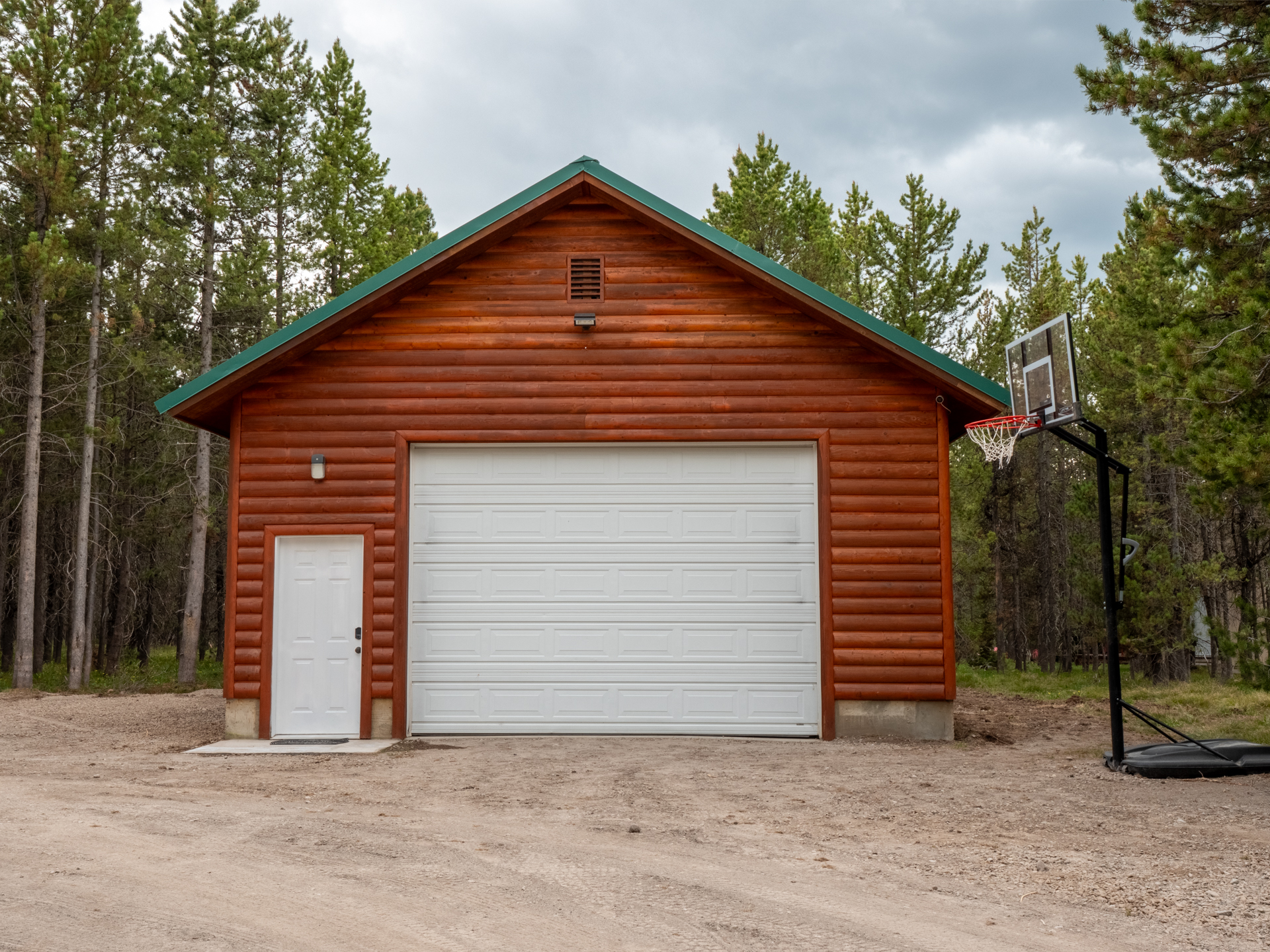 Garage for Activities and Gatherings (add on)