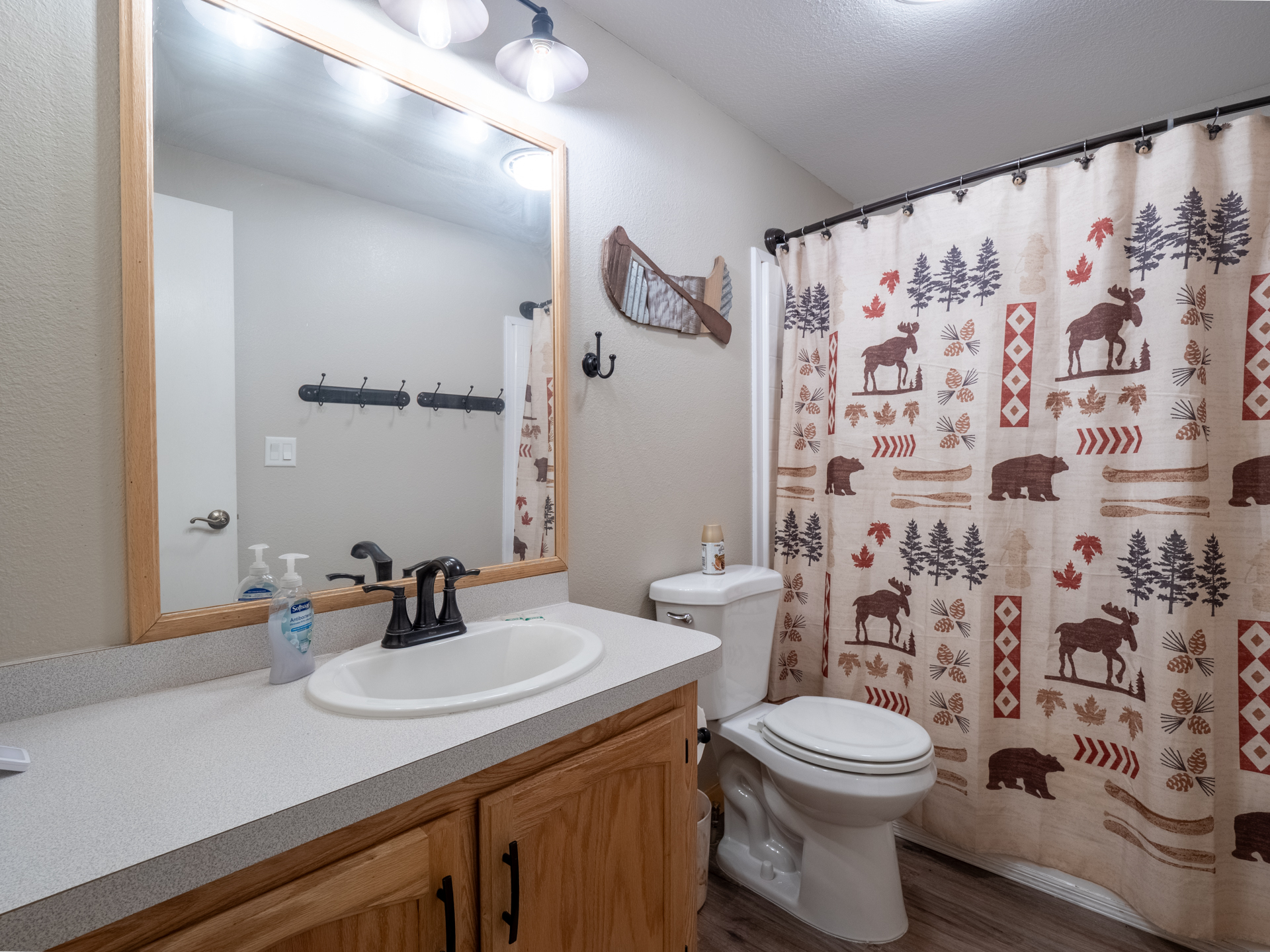 Guest Shared Bathroom #2
